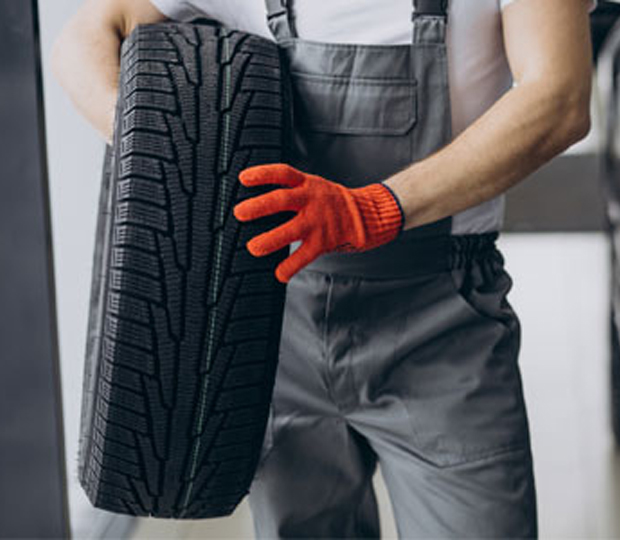 Tyre Service and Wheel Balancing